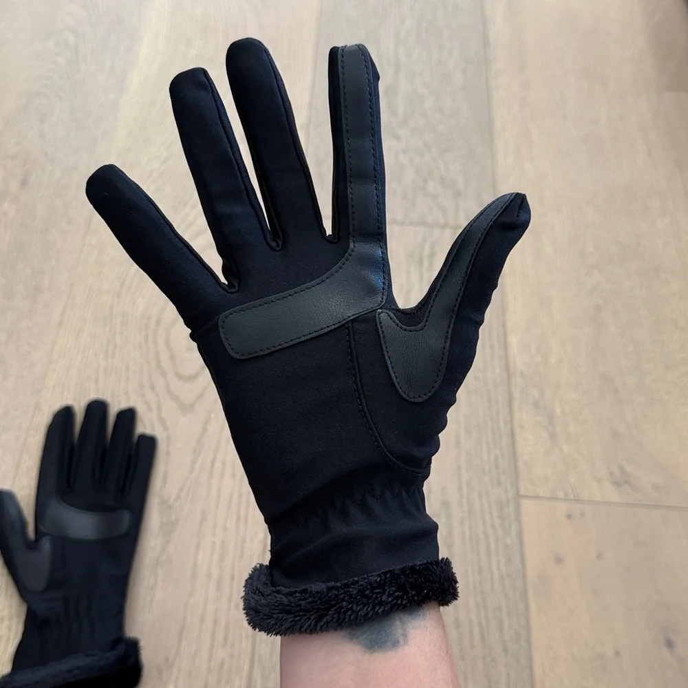 Isotoner Women’s Black Faux Fur Trim Gloves - Picture 7 of 8